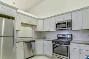 353 Cottonwood Way, Mahwah, NJ 07430 - Photo 3