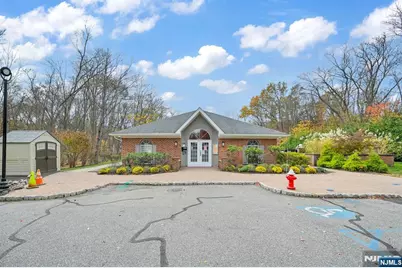 353 Cottonwood Way, Mahwah, NJ 07430 - Photo 13