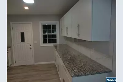 291 Liberty Road, Englewood, NJ 07631 - Photo 15