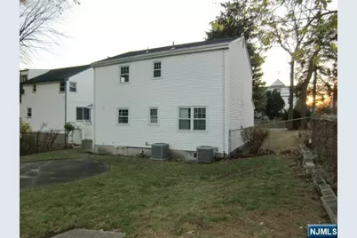 291 Liberty Road, Englewood, NJ 07631 - Photo 45