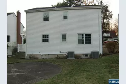 291 Liberty Road, Englewood, NJ 07631 - Photo 47