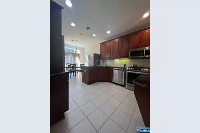 108 Winding Creek, Old Tappan, NJ 07675 - Photo 7