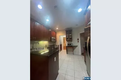 108 Winding Creek, Old Tappan, NJ 07675 - Photo 9