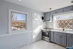 301 Riverview Rd, Pompton Lakes, NJ 07442 - Photo 3