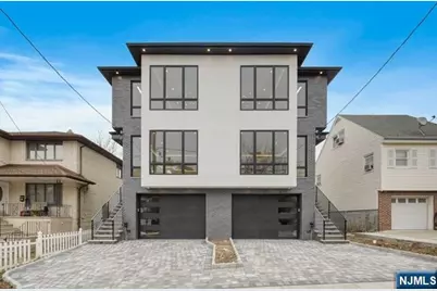 425 Grandview Place, Fort Lee, NJ 07024 - Photo 1