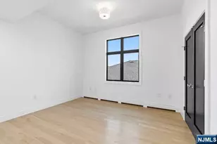 425 Grandview Pl, Fort Lee, NJ 07024 - Photo 29