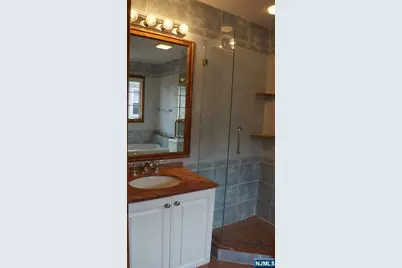 520 7th Street B #B, Palisades Park, NJ 07650 - Photo 17