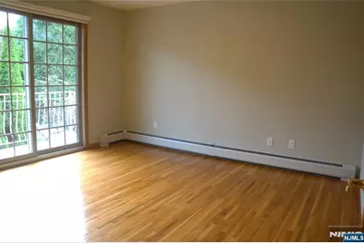 520 7th Street B #B, Palisades Park, NJ 07650 - Photo 9