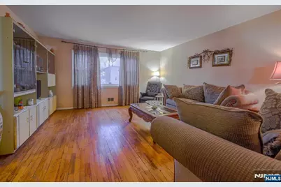 17A Garden Drive, Elmwood Park, NJ 07407 - Photo 23