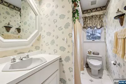 2 Crocker Mansion Drive, Mahwah, NJ 07430 - Photo 25