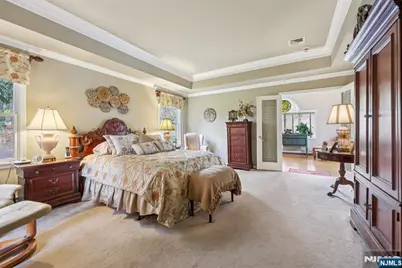 2 Crocker Mansion Drive, Mahwah, NJ 07430 - Photo 27