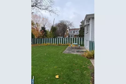 6 Jan Court, Elmwood Park, NJ 07407 - Photo 3