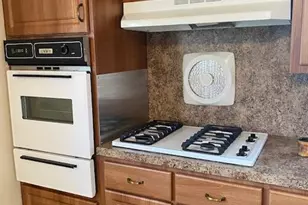 6 Jan Ct, Elmwood Park, NJ 07407 - Photo 13