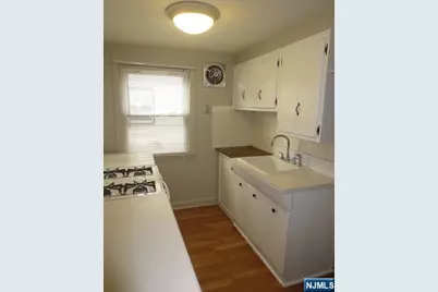 18 E 7th Street, Clifton, NJ 07011 - Photo 3