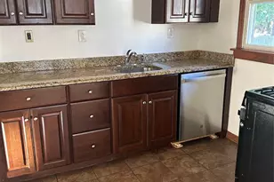 679 Midwood Rd, Ridgewood, NJ 07450 - Photo 5