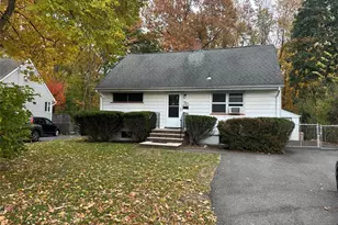 743 Newcomb Rd, Ridgewood, NJ 07450 - Photo 1