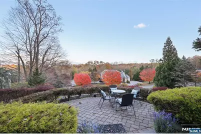 14 Henion Garden, Mahwah, NJ 07430 - Photo 33