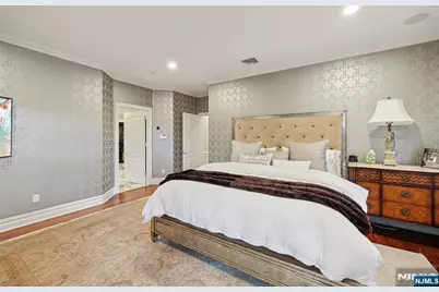 14 Henion Garden, Mahwah, NJ 07430 - Photo 19