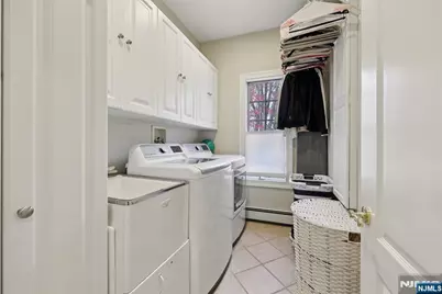 14 Henion Garden, Mahwah, NJ 07430 - Photo 17