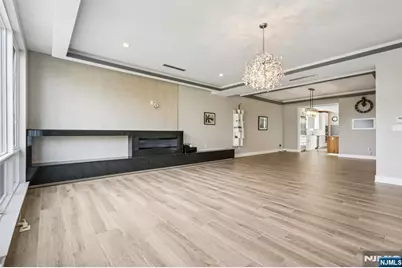 26 Hudson Terrace, Edgewater, NJ 07020 - Photo 15