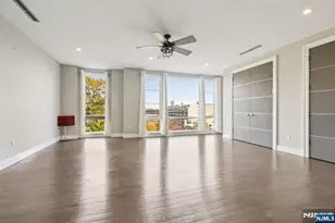 26 Hudson Terrace, Edgewater, NJ 07020 - Photo 25