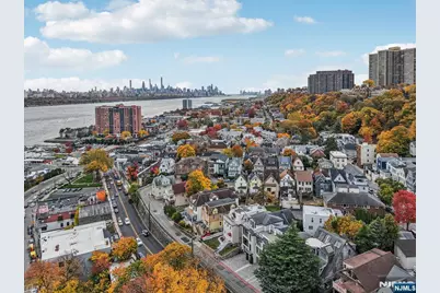 26 Hudson Terrace, Edgewater, NJ 07020 - Photo 43