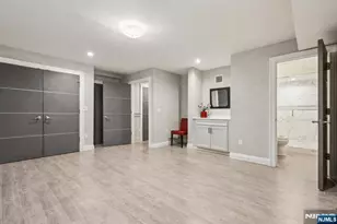 26 Hudson Terrace, Edgewater, NJ 07020 - Photo 5