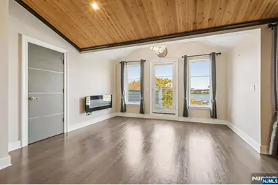 26 Hudson Terrace, Edgewater, NJ 07020 - Photo 37