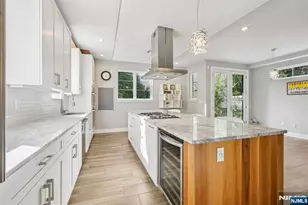 26 Hudson Terrace, Edgewater, NJ 07020 - Photo 19