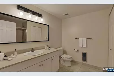 100 Old Palisade Road 1711 #1711, Fort Lee, NJ 07024 - Photo 17