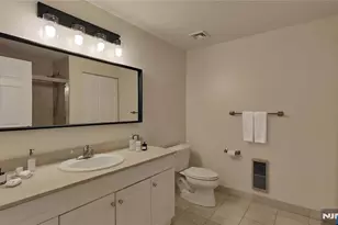 100 Old Palisade Road 1711, Fort Lee, NJ 07024 - Photo 17