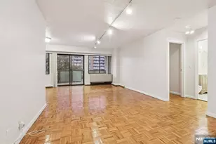 150 Overlook Ave 6H, Hackensack, NJ 07601 - Photo 5