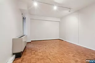 150 Overlook Ave 6H, Hackensack, NJ 07601 - Photo 21