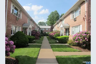 60 Columbia Avenue 16 #16, Dumont, NJ 07628 - Photo 9