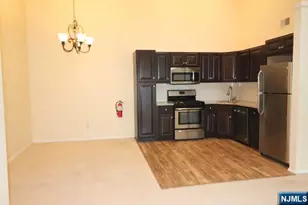 656 Plum Terrace, Mahwah, NJ 07430 - Photo 3