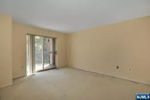 403 Nelson Ct 403A, Edgewater, NJ 07020 - Photo 7