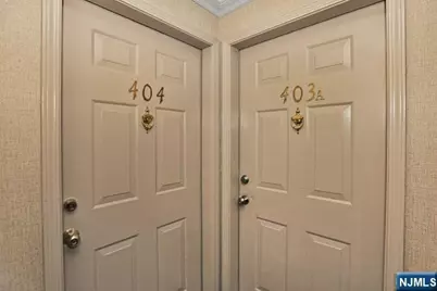 403 Nelson Court 403A #403A, Edgewater, NJ 07020 - Photo 11