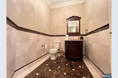 22 Reiner Place, Englewood Cliffs, NJ 07632 - Photo 17