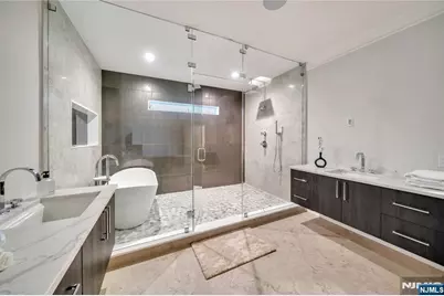 7 Central Avenue, Demarest, NJ 07627 - Photo 33