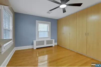 137 Johnson Avenue, Teaneck Township, NJ 07666 - Photo 21