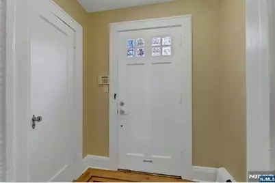 137 Johnson Avenue, Teaneck Township, NJ 07666 - Photo 3