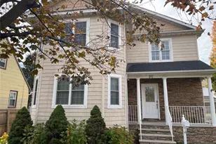 292 Hemlock Terrace 2, Teaneck Township, NJ 07666 - Photo 1