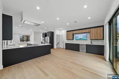 256 7th Street C #C, Palisades Park, NJ 07650 - Photo 13