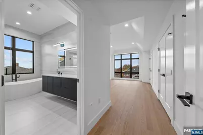 256 7th Street C #C, Palisades Park, NJ 07650 - Photo 19