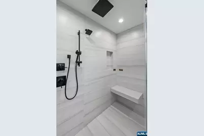 256 7th Street C #C, Palisades Park, NJ 07650 - Photo 27