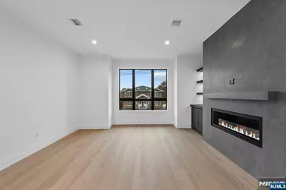 256 7th Street C #C, Palisades Park, NJ 07650 - Photo 7