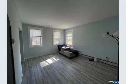 129 Orient Way 2 #2, Lyndhurst Township, NJ 07071 - Photo 15