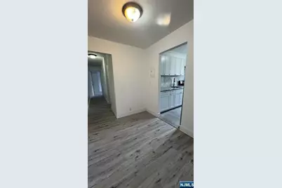 2335 Hudson A7 #A7, Fort Lee, NJ 07024 - Photo 3