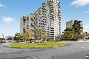 2100 Linwood Ave 17U, Fort Lee, NJ 07024 - Photo 23