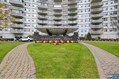 2100 Linwood Avenue 17U #17U, Fort Lee, NJ 07024 - Photo 1